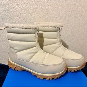 Women's Cream Winter Boots